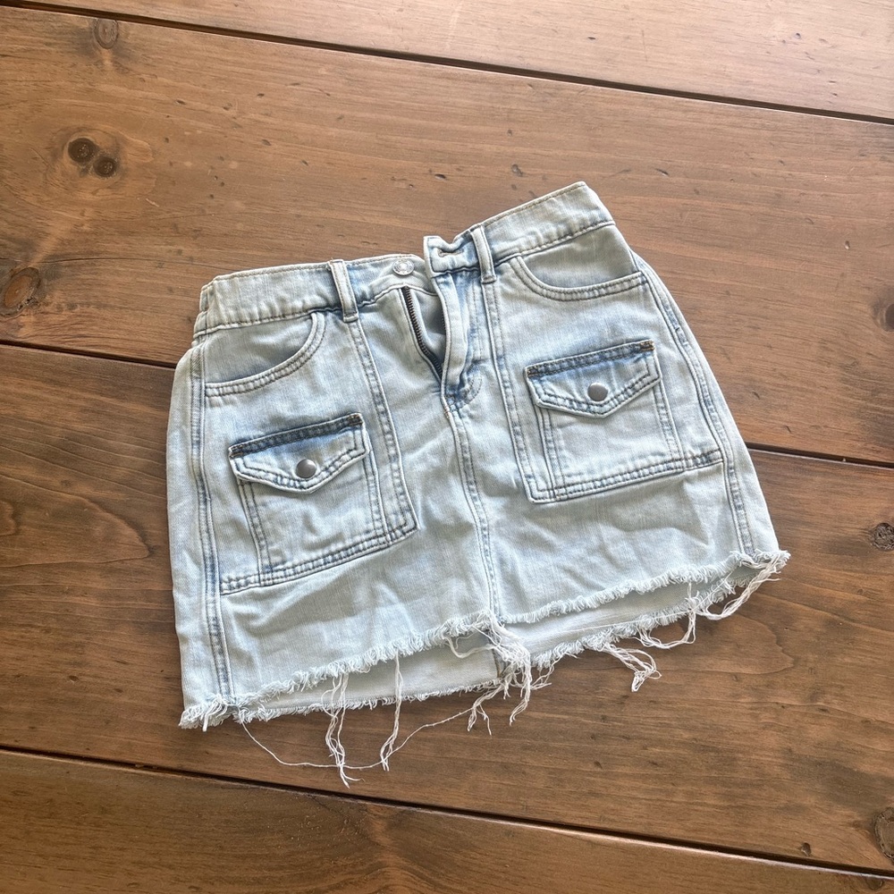 Aerie cargo skirt